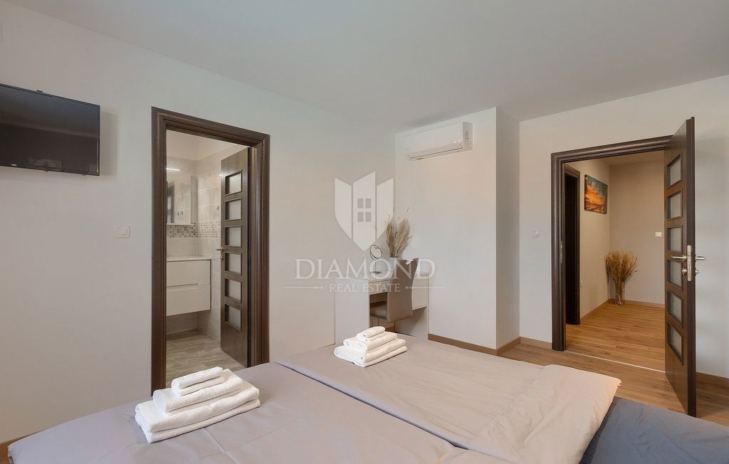 Villa esclusiva in una microlocalizzazione vicino alla città di Labin