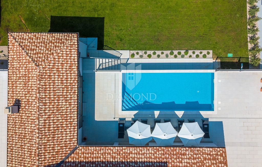 Villa esclusiva in una microlocalizzazione vicino alla città di Labin