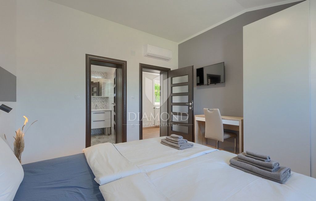 Villa esclusiva in una microlocalizzazione vicino alla città di Labin
