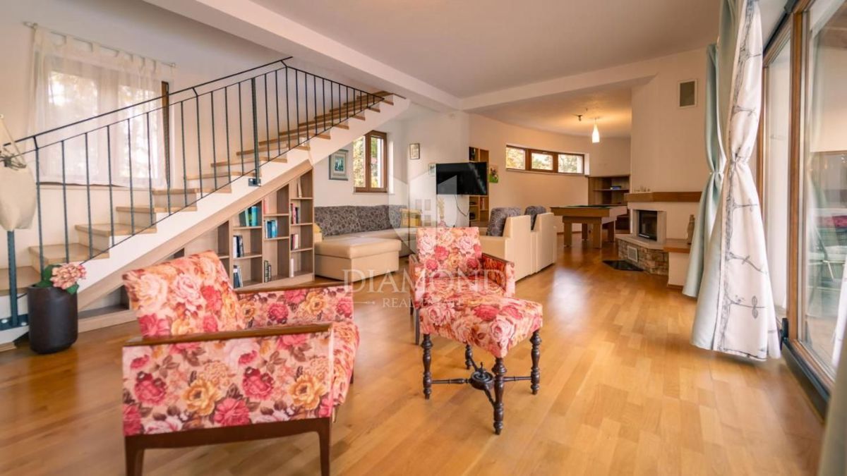 Gimino, una bellissima villa nel cuore dell'Istria 