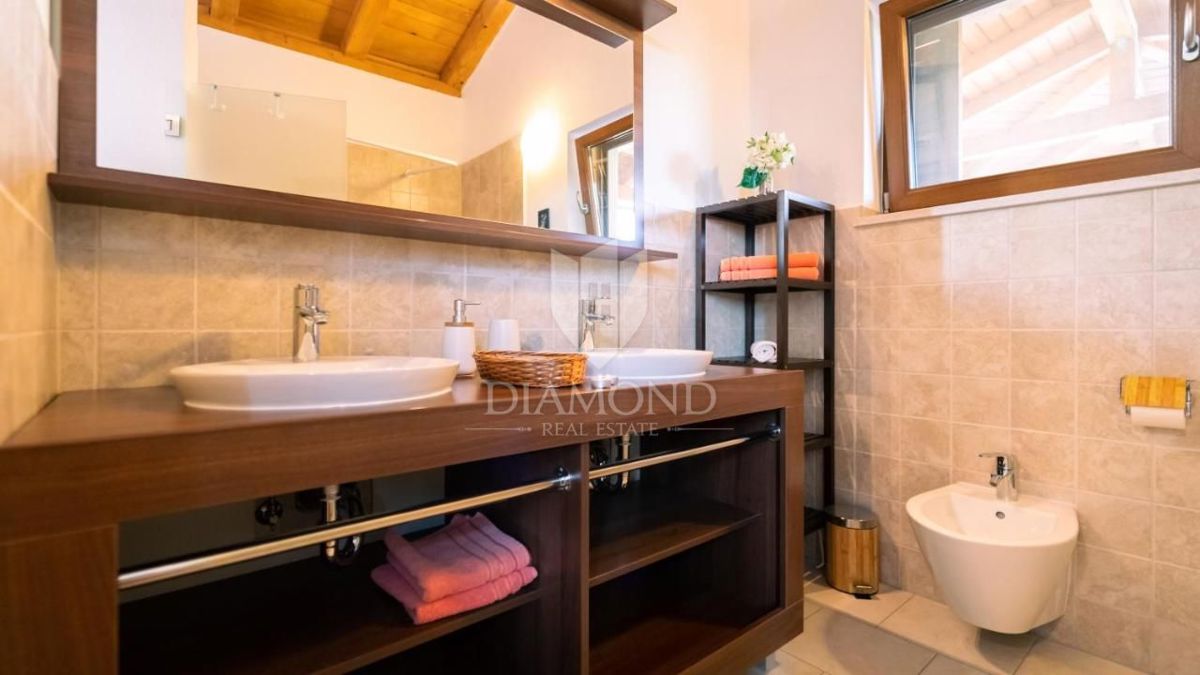 Gimino, una bellissima villa nel cuore dell'Istria 