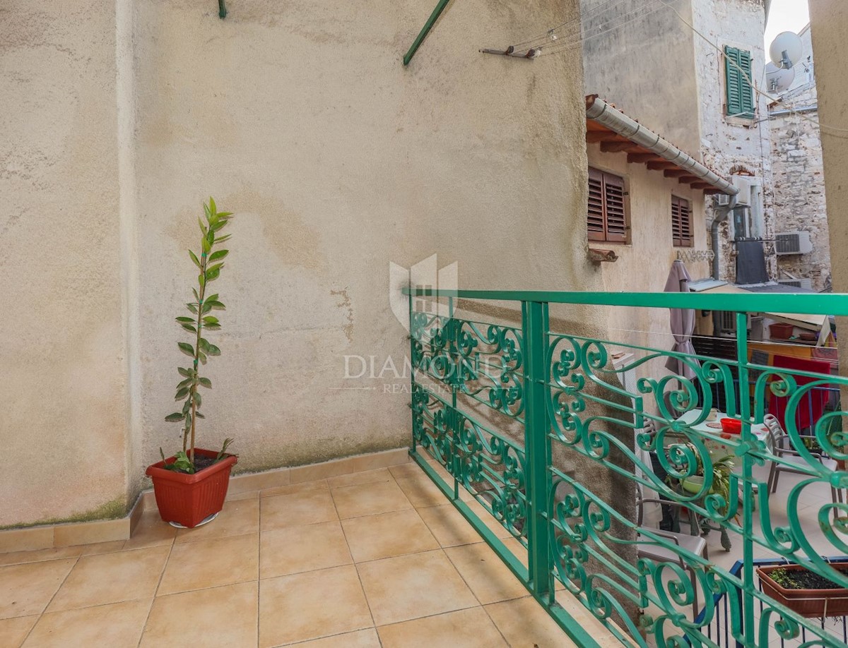 Rovigno, appartamento con vista sul mare e sul lungomare