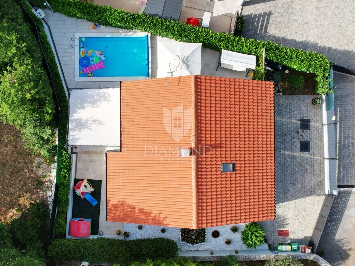 Pola, Marčana, fantastica casa vacanze con piscina 