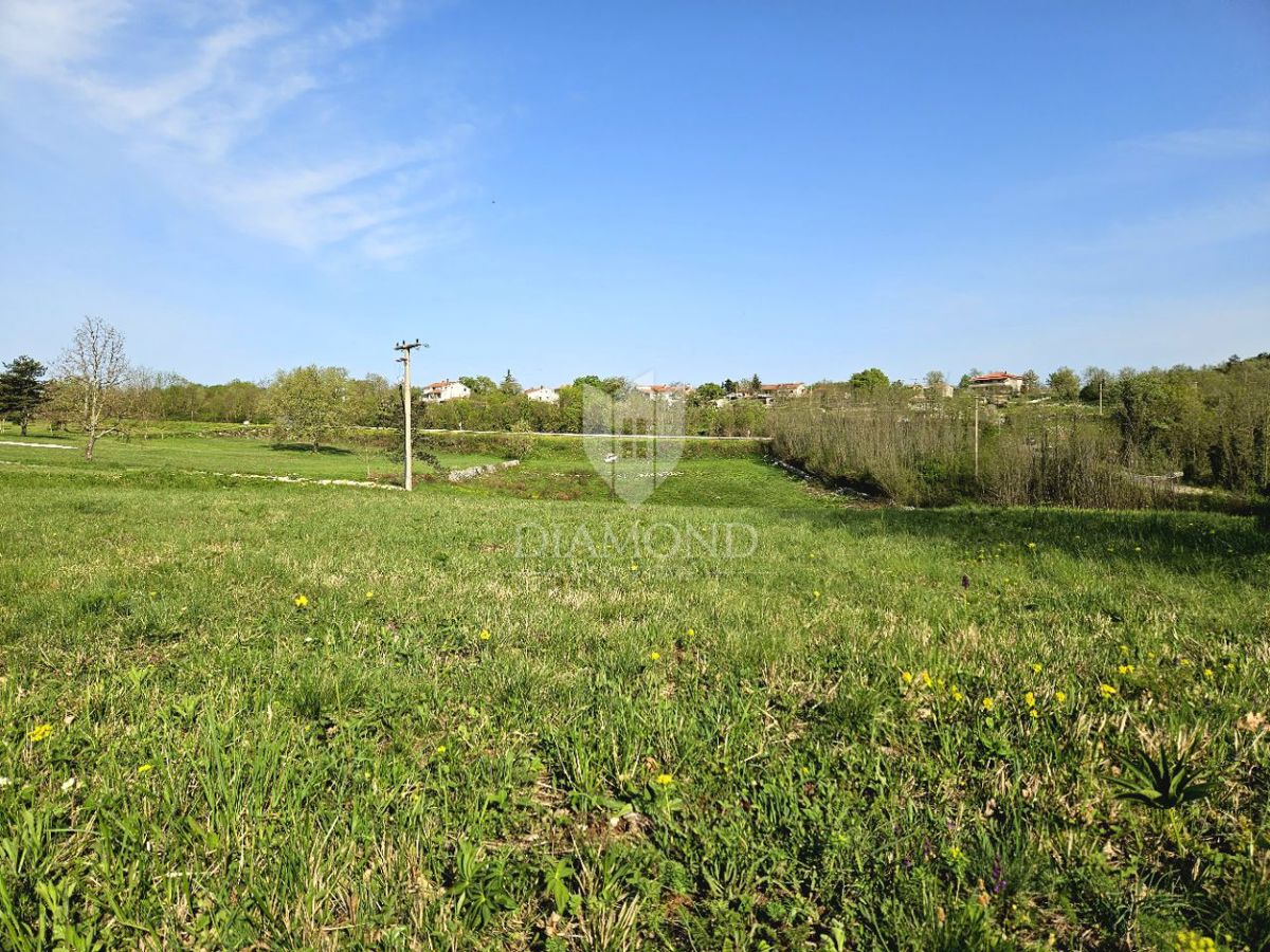 Terreno Poreč, 1.058m2