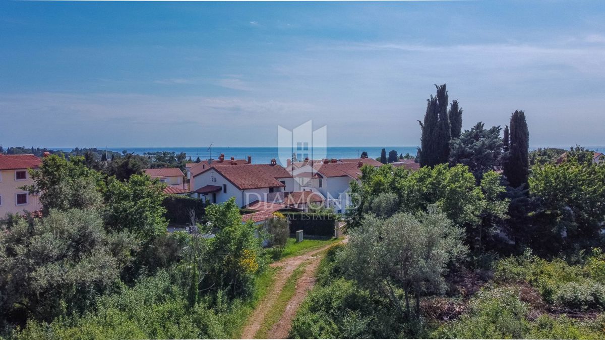 Umago, San Lorenzo, Nuova costruzione con giardino a 300 metri dal mare!