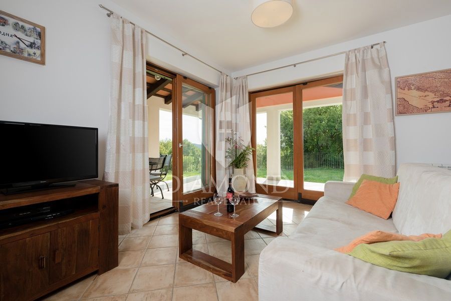 Rabac, Labin, dintorni Villa in campagna con due unità abitative