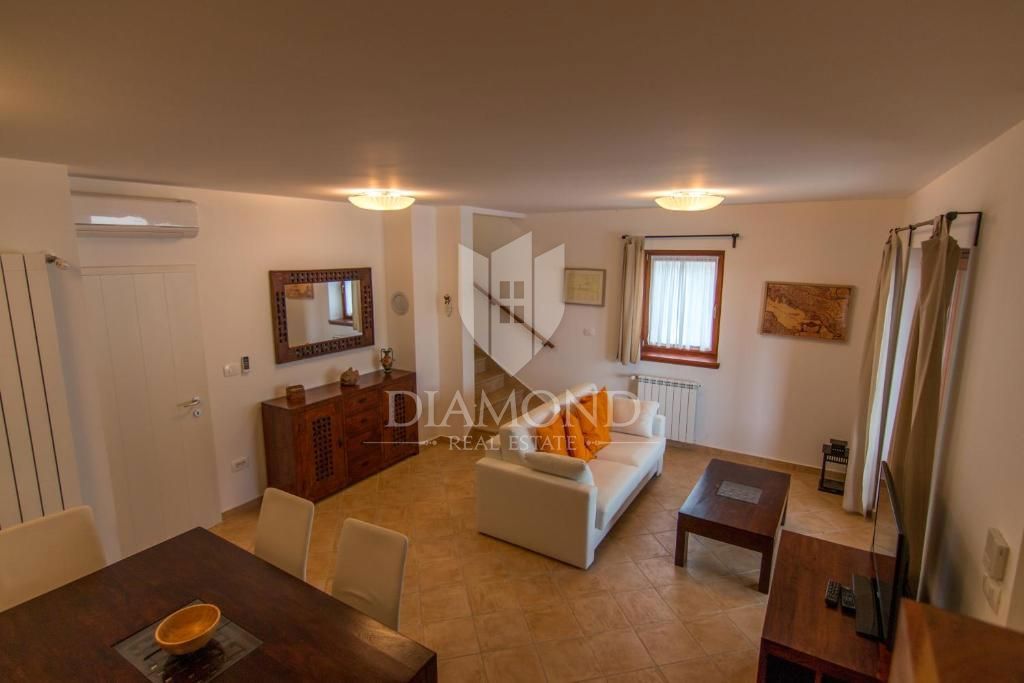 Rabac, Labin, dintorni Villa in campagna con due unità abitative