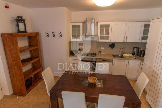 Rabac, Labin, dintorni Villa in campagna con due unità abitative