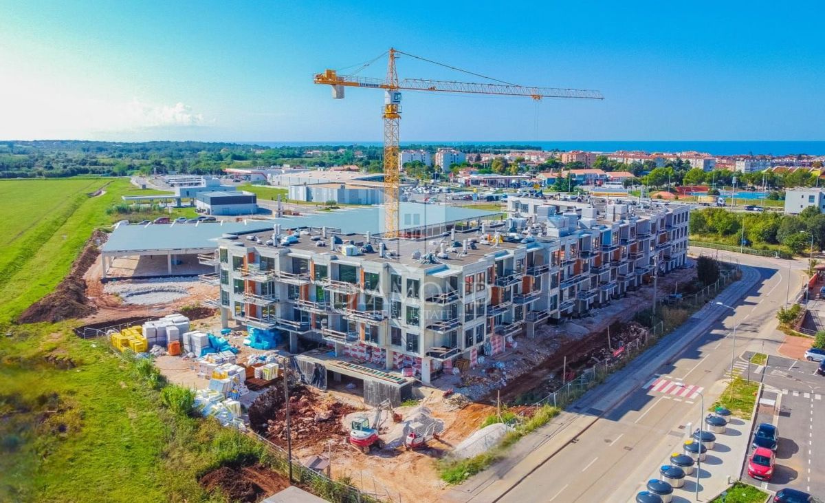 Umago! Moderno appartamento al piano terra di un nuovo edificio!