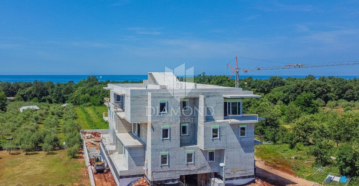 Lovrečica, dintorni! Lussuoso appartamento con vista mare e piscina!