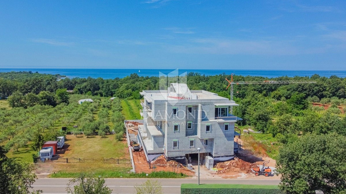 Lovrečica, dintorni! Lussuoso appartamento con vista mare e piscina!