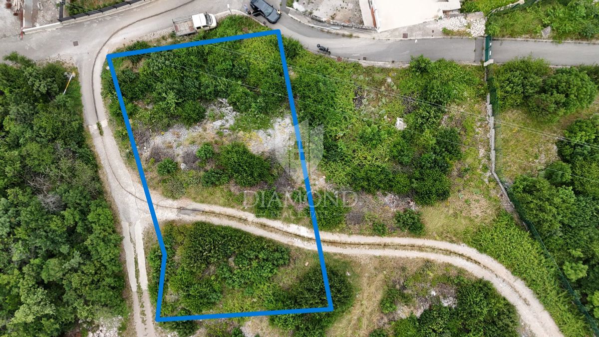 Tersatto, terreno edificabile con permesso di costruzione ottenuto, vista mare