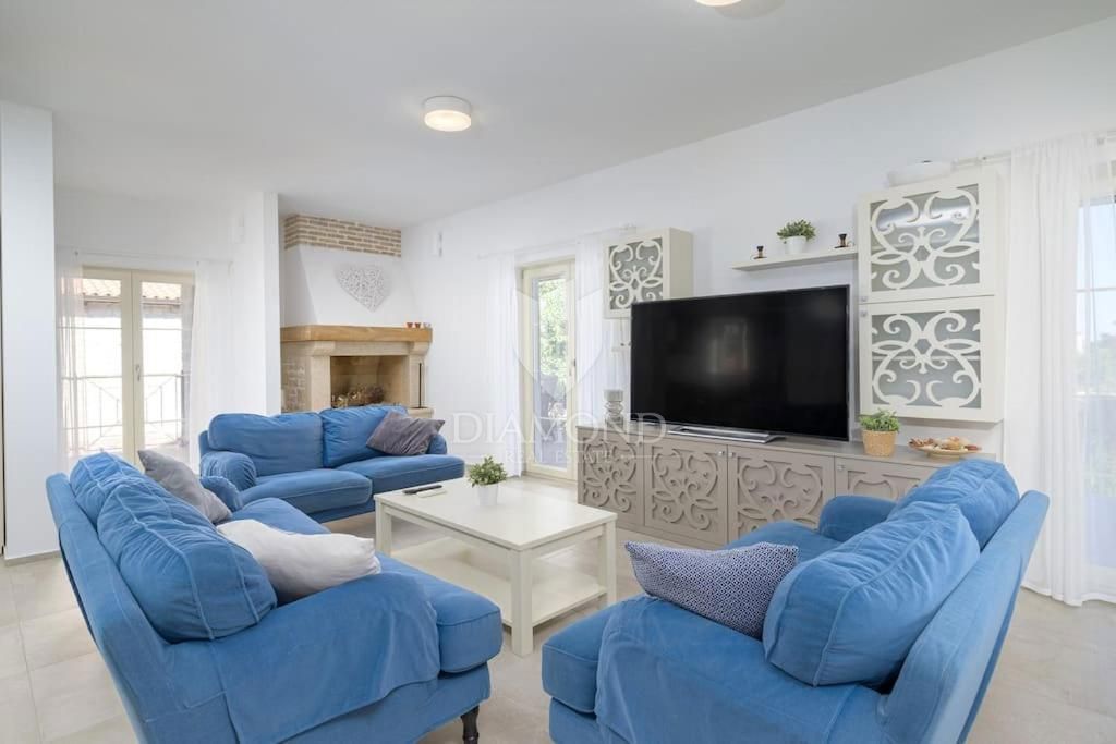Barban, Villa vicino al mare
