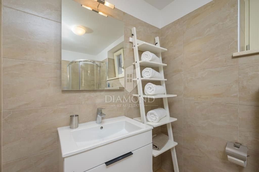 Barban, Villa vicino al mare