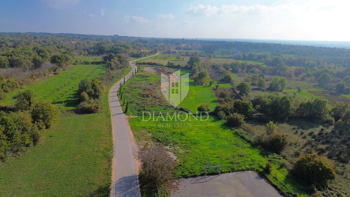 Svetvinčenat, terreno per la costruzione di un campeggio di lusso