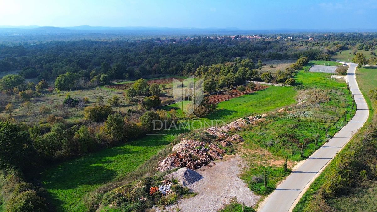 Svetvinčenat, terreno per la costruzione di un campeggio di lusso