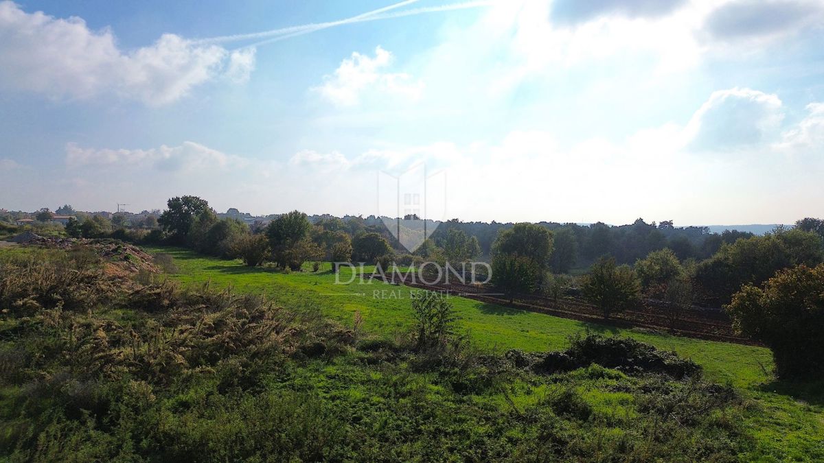 Svetvinčenat, terreno per la costruzione di un campeggio di lusso