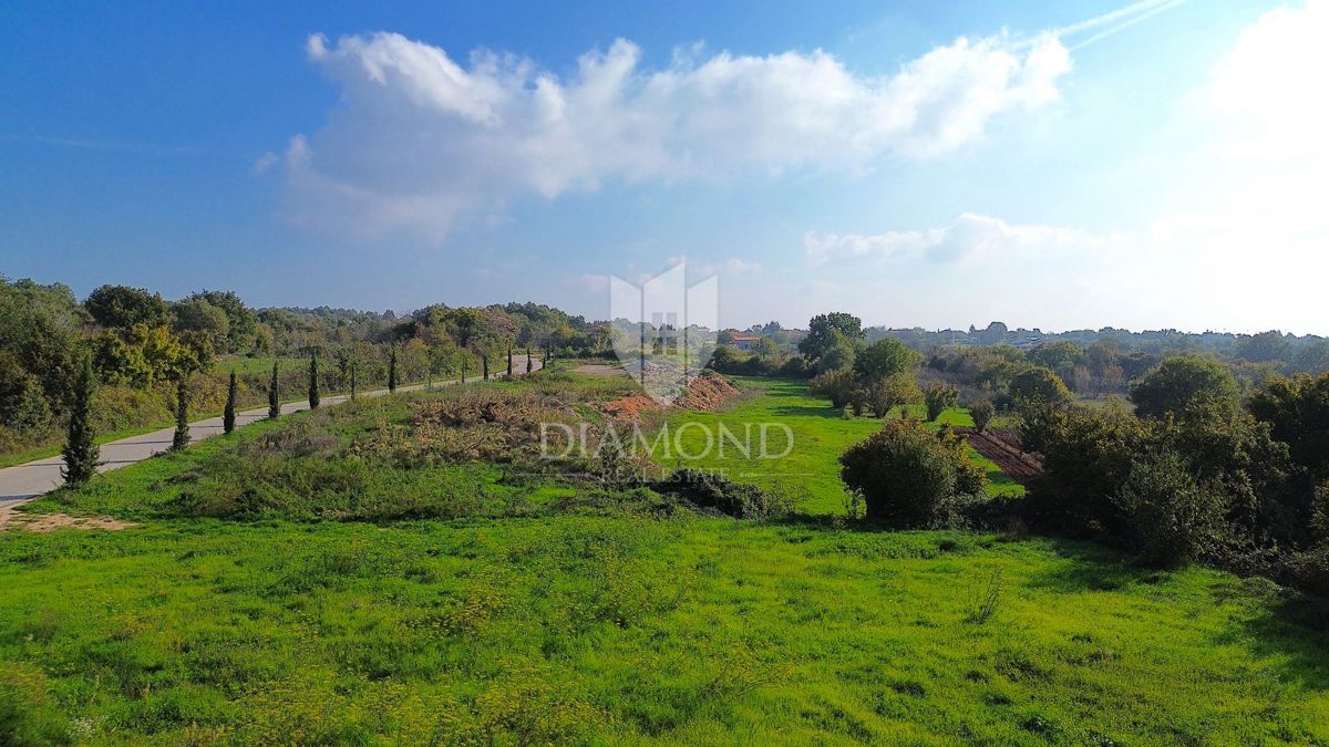 Svetvinčenat, terreno per la costruzione di un campeggio di lusso