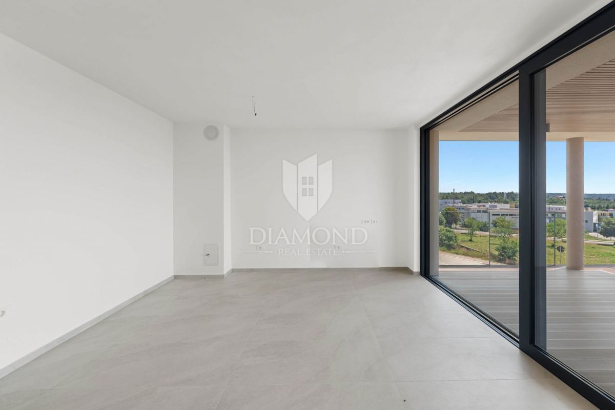 Cittanova, moderno appartamento di 95 m2 con 2 camere da letto e terrazza!