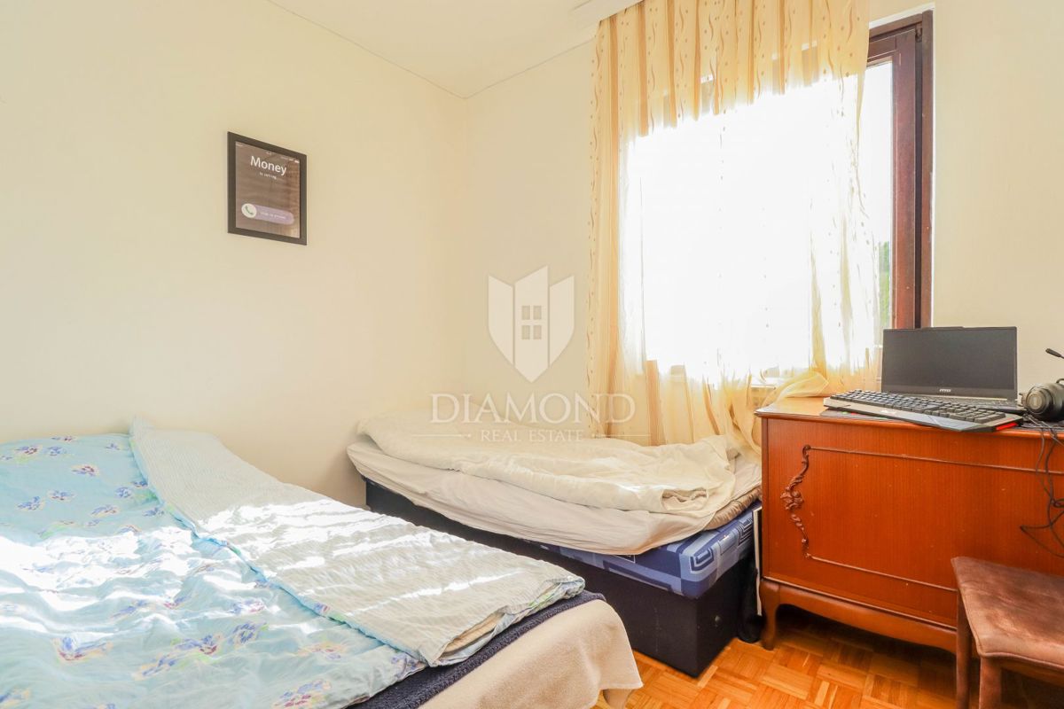 Umago, appartamento con 3 camere da letto vicino al mare!