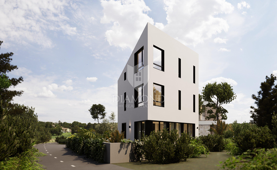 Poreč, Dintorni – Villa Moderna in Progetto