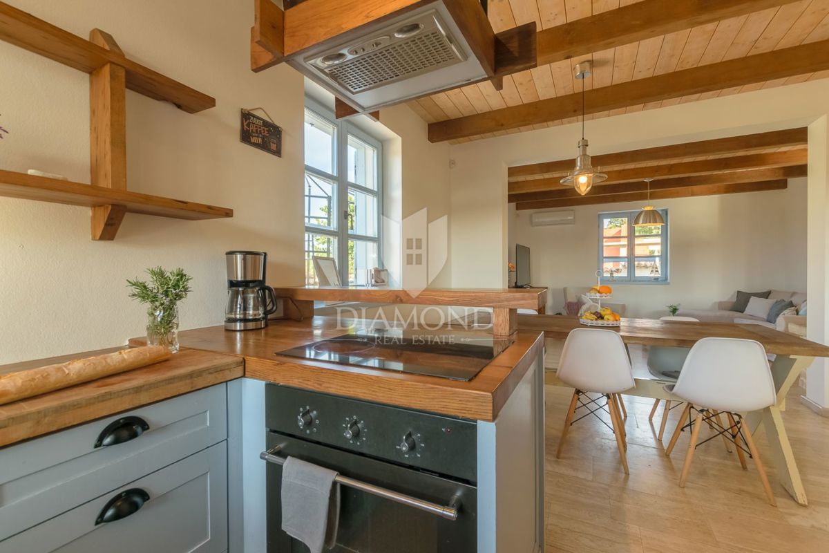 Villa con piscina e vista mare, nei dintorni di Svetvinčenat