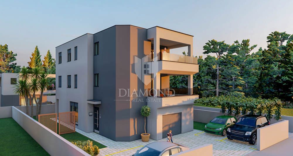 Medolino, nuovo appartamento con giardino a 500 metri dalla spiaggia! 