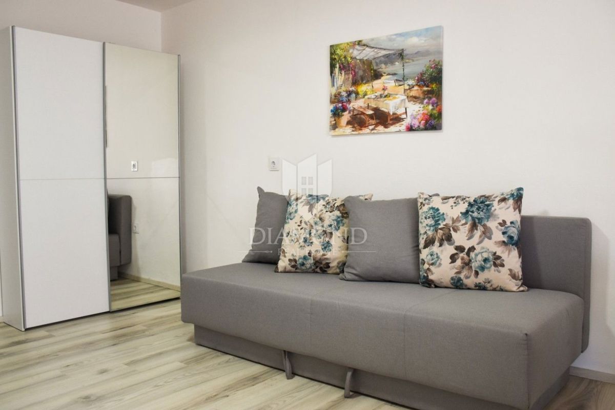 Poreč, appartamento in città con due unità separate