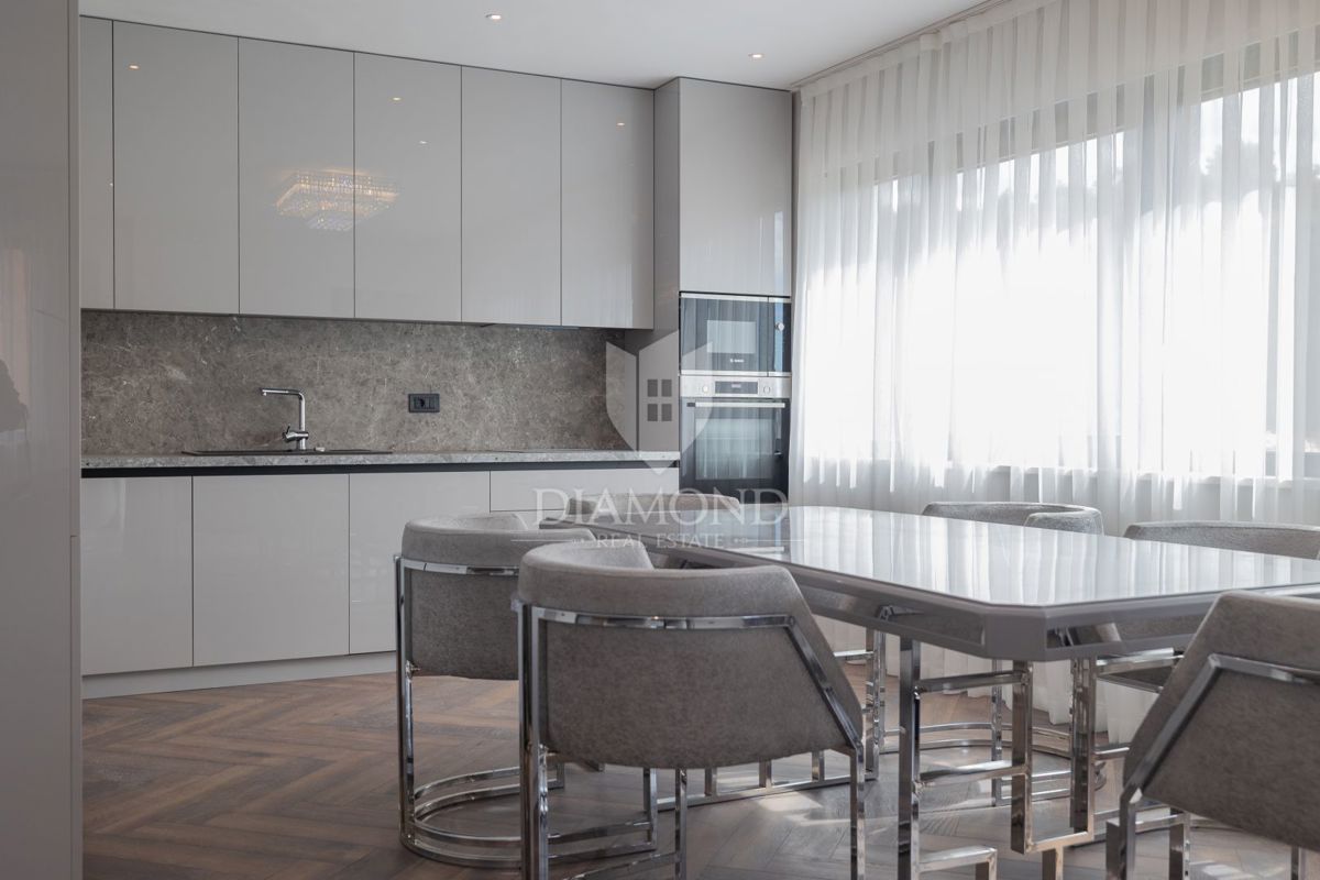 Rovigno, appartamento nuovo e arredato, a 500 m dal mare