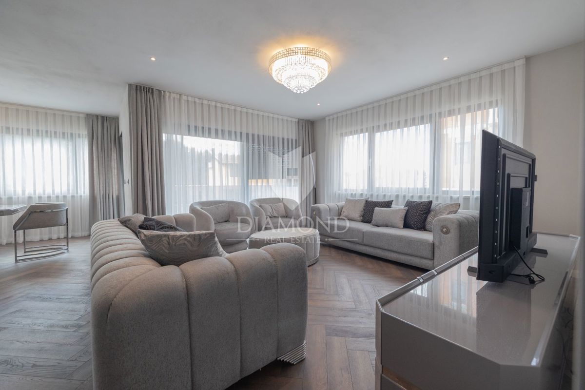 Rovigno, appartamento nuovo e arredato, a 500 m dal mare