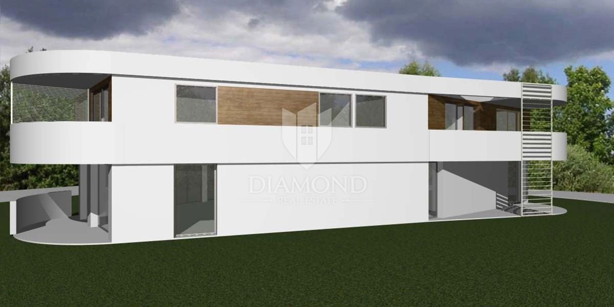 Opportunità! Rovigno, dintorni, terreno con permesso!