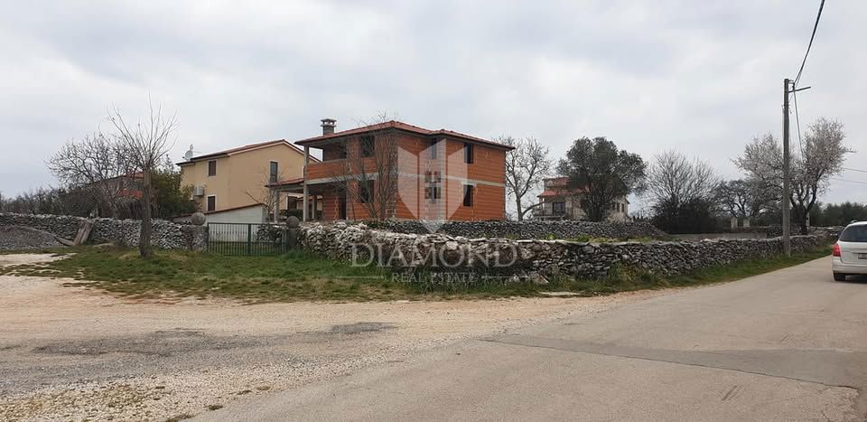 Casa in costruzione in ottima posizione