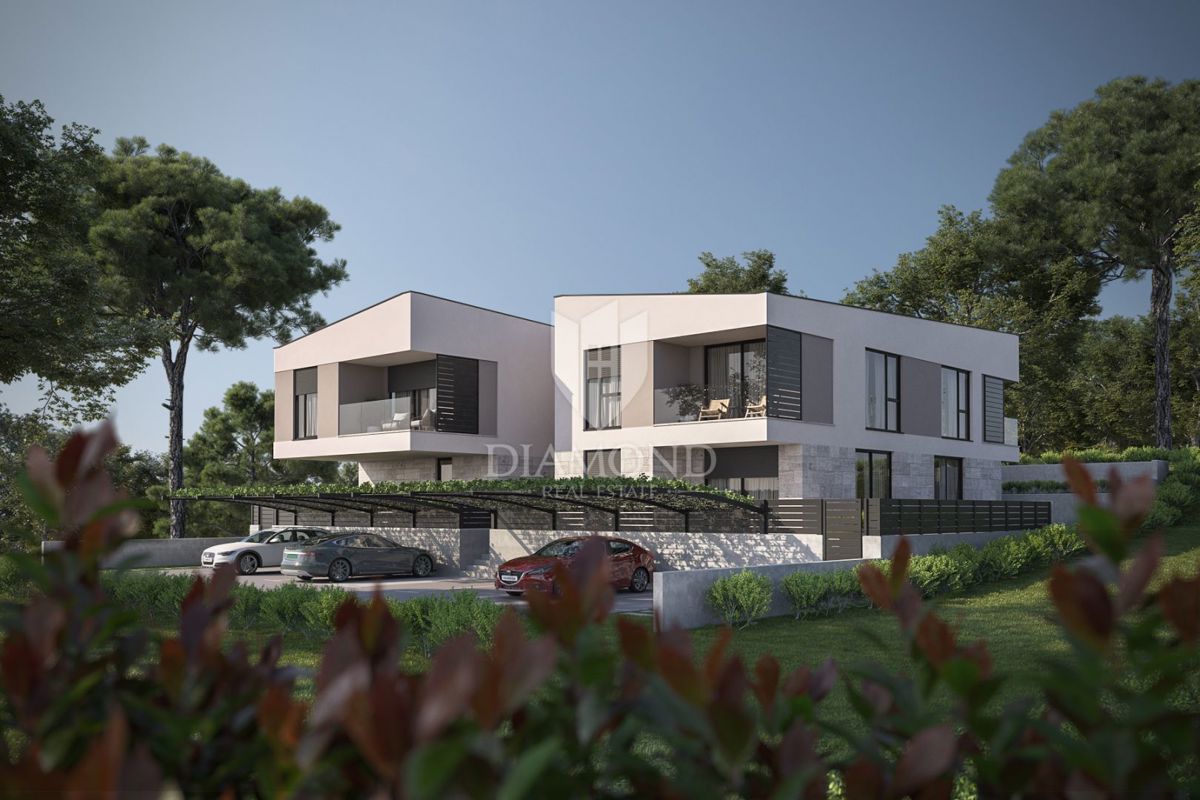 Appartamento di nuova costruzione con giardino vicino al mare, nei dintorni di Medulin