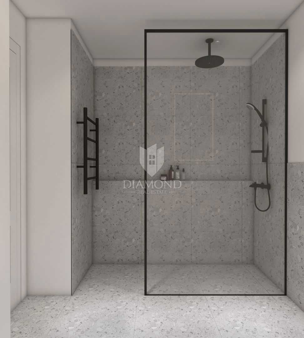 Appartamento di nuova costruzione con giardino vicino al mare, nei dintorni di Medulin