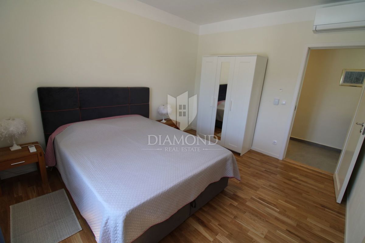 Nuova casa con piscina vicino a Labin