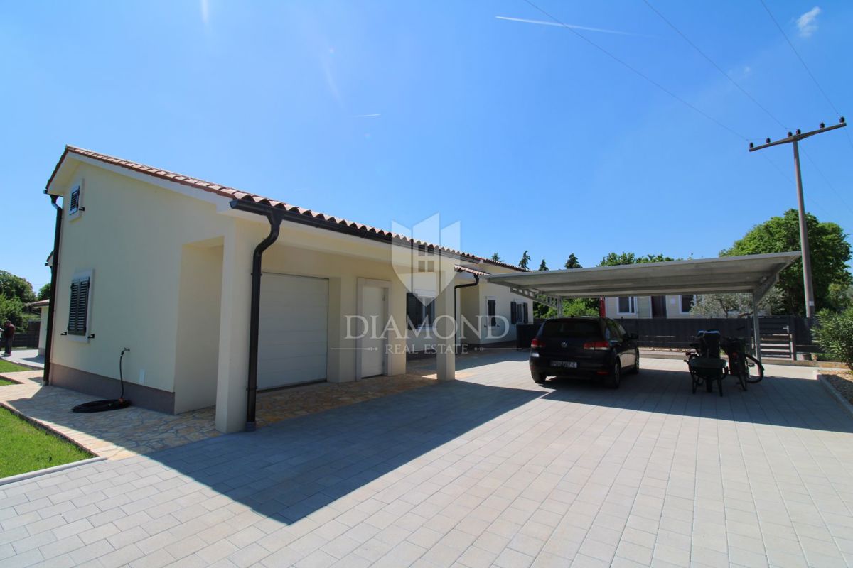 Nuova casa con piscina vicino a Labin