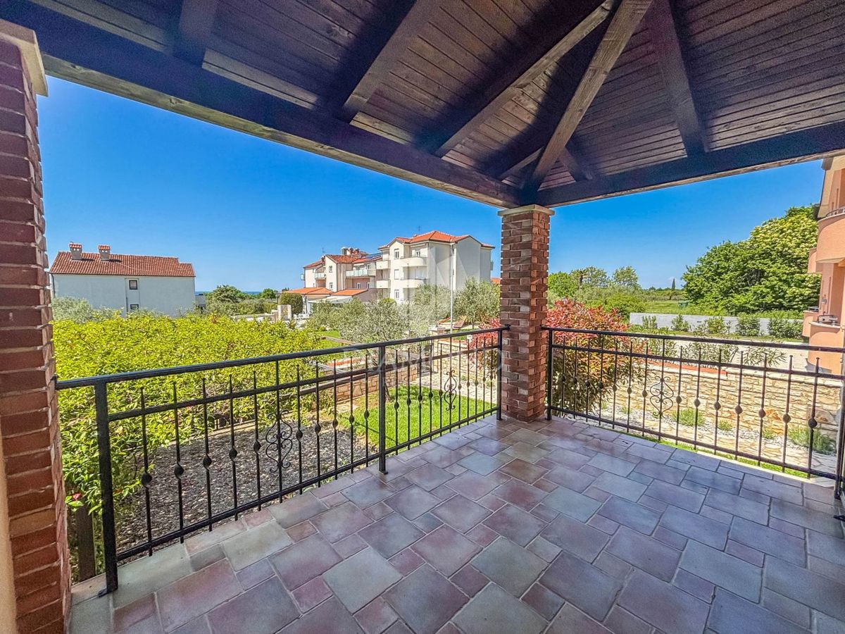 Istria, Umago, dintorni - bellissima casa con piscina vicino al mare!