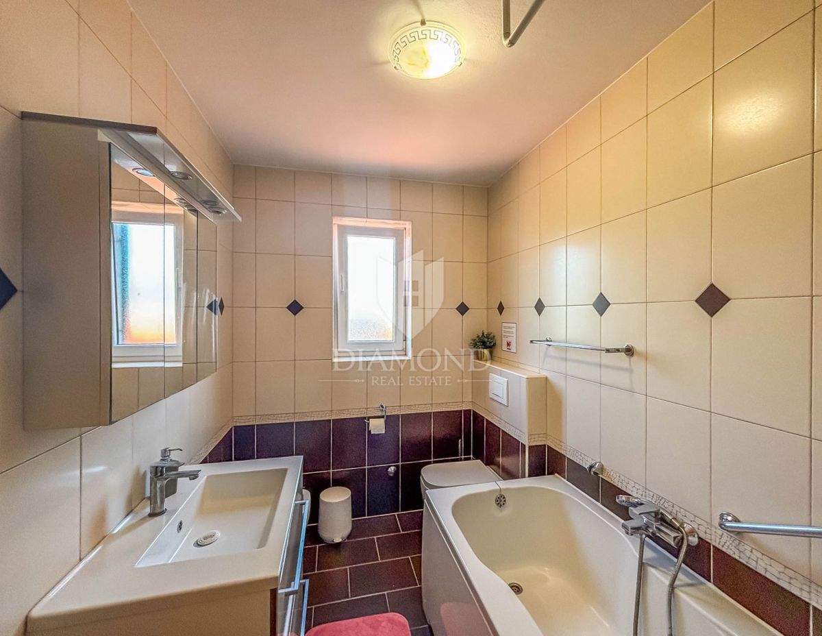 Istria, Umago, dintorni - bellissima casa con piscina vicino al mare!