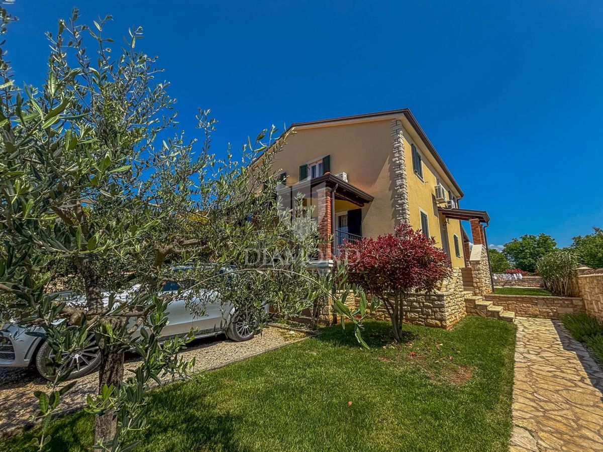 Istria, Umago, dintorni - bellissima casa con piscina vicino al mare!