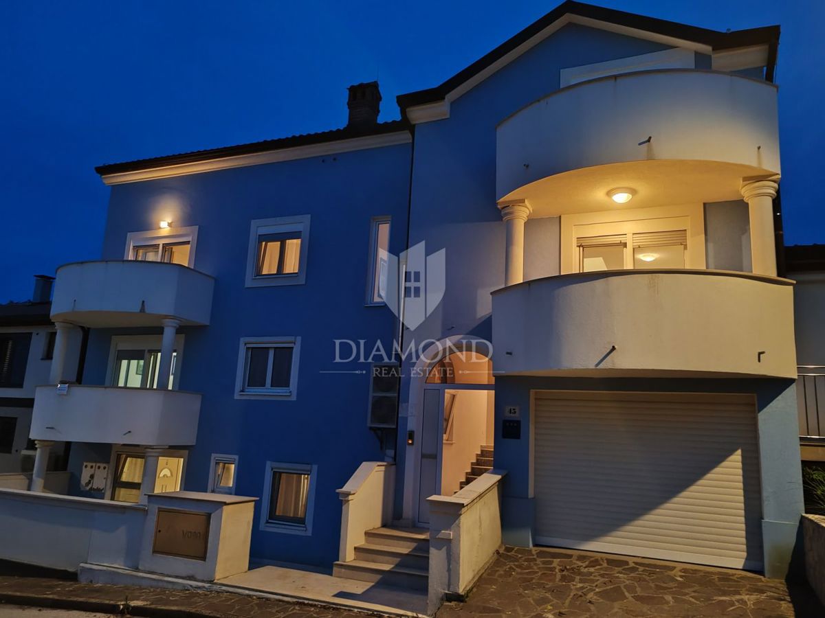 Cittanova, dintorni, casa con 6 appartamenti a 350 m dal mare