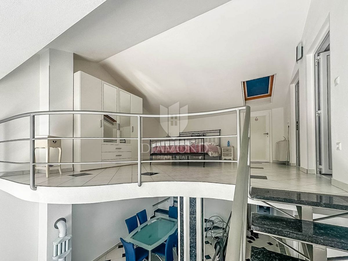 Cittanova, dintorni, casa con 6 appartamenti a 350 m dal mare