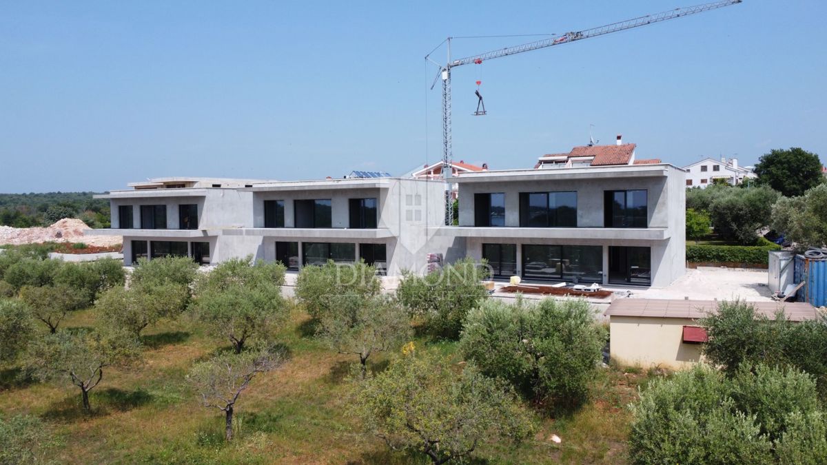 Parenzo, una villa moderna in una posizione esclusiva!