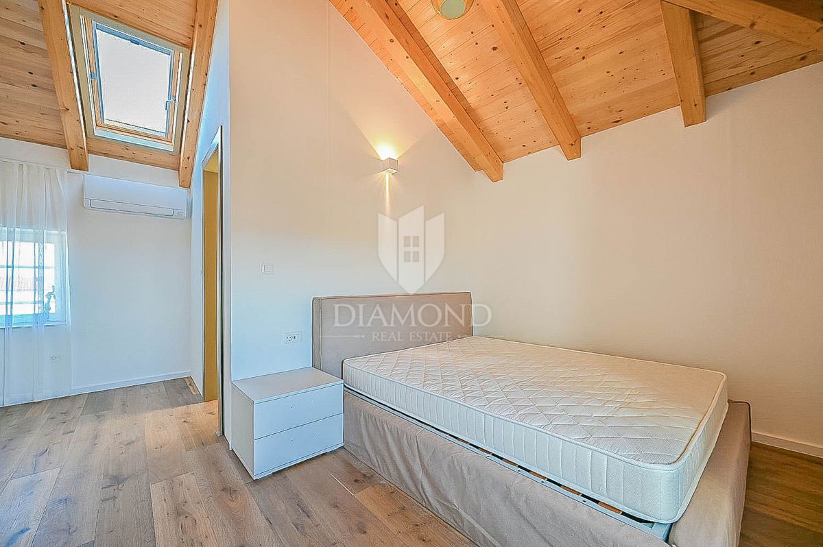 Cittanova, dintorni! Casa istriana con vista mare!