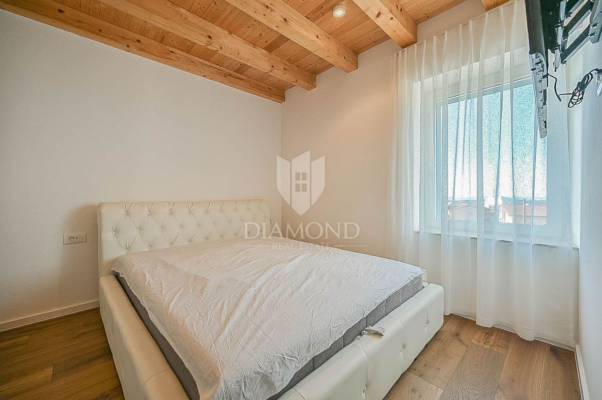 Cittanova, dintorni! Casa istriana con vista mare!