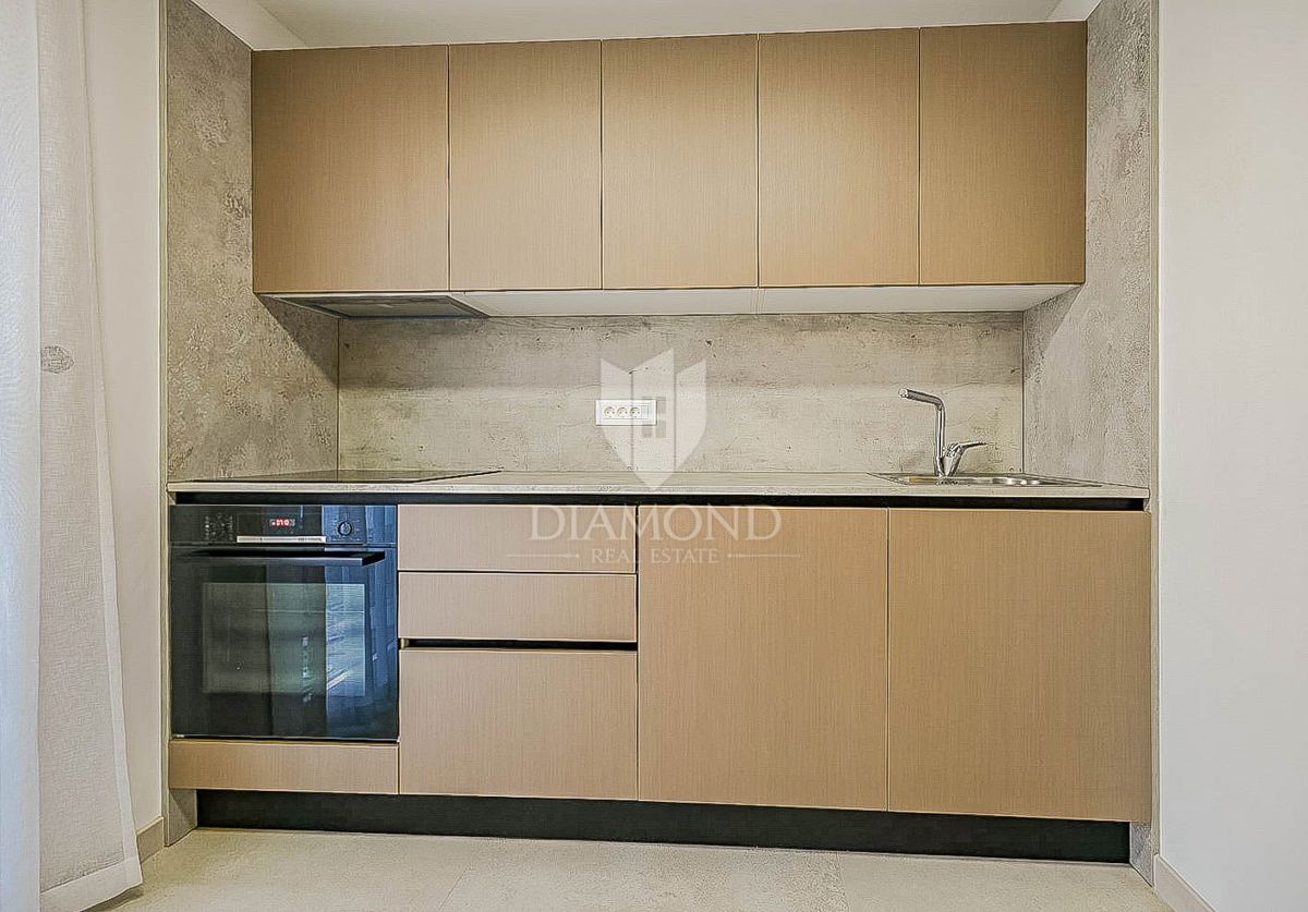 Cittanova, dintorni! Casa istriana con vista mare!