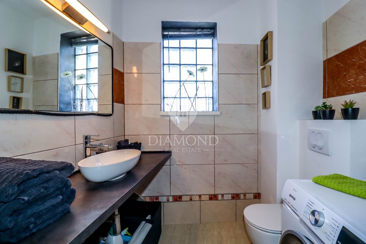 Rovigno, due appartamenti in centro città per investimento