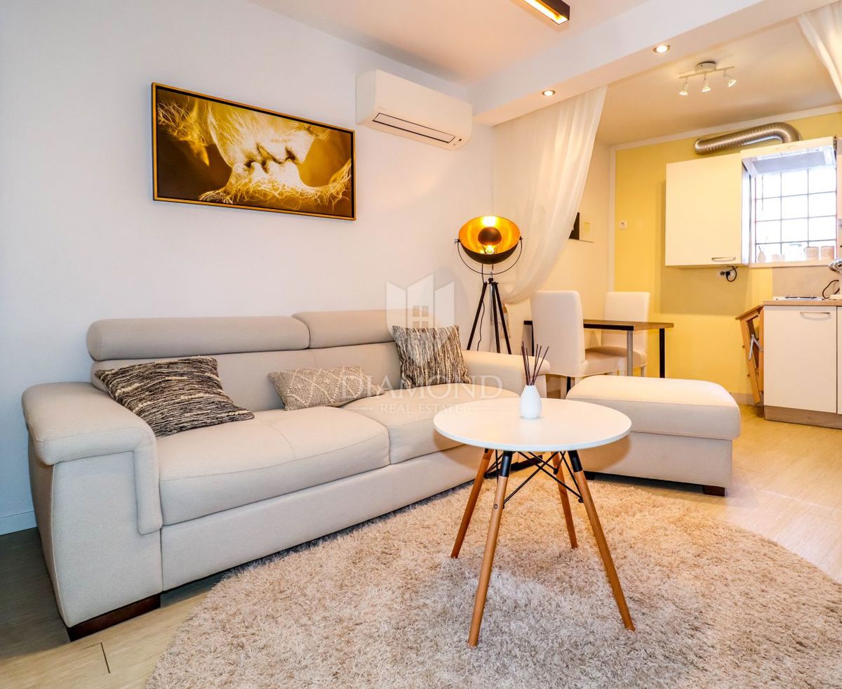 Rovigno, due appartamenti in centro città per investimento