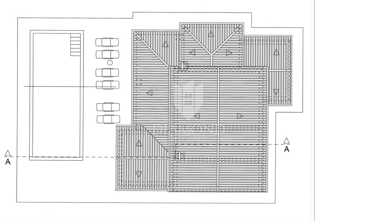 Parenzo – terreno 771 m² con permesso per villa e piscina