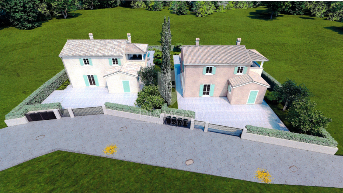 Parenzo – terreno 771 m² con permesso per villa e piscina