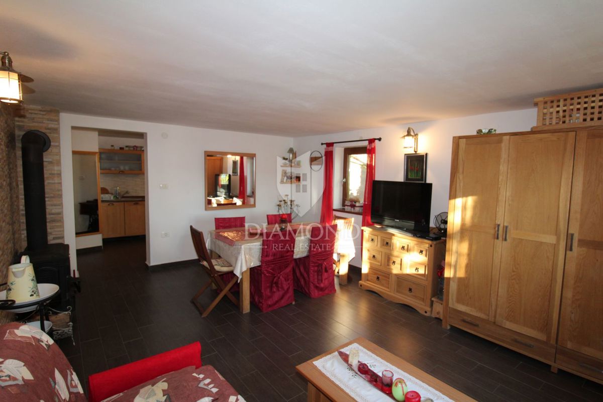 Rabac, appartamento su due piani in ottima posizione